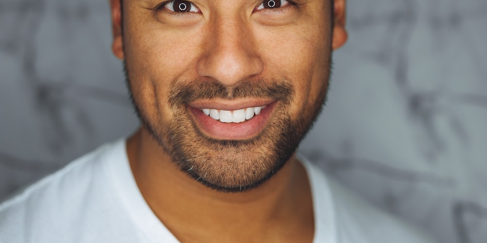 Mirror reflection - clone identity research